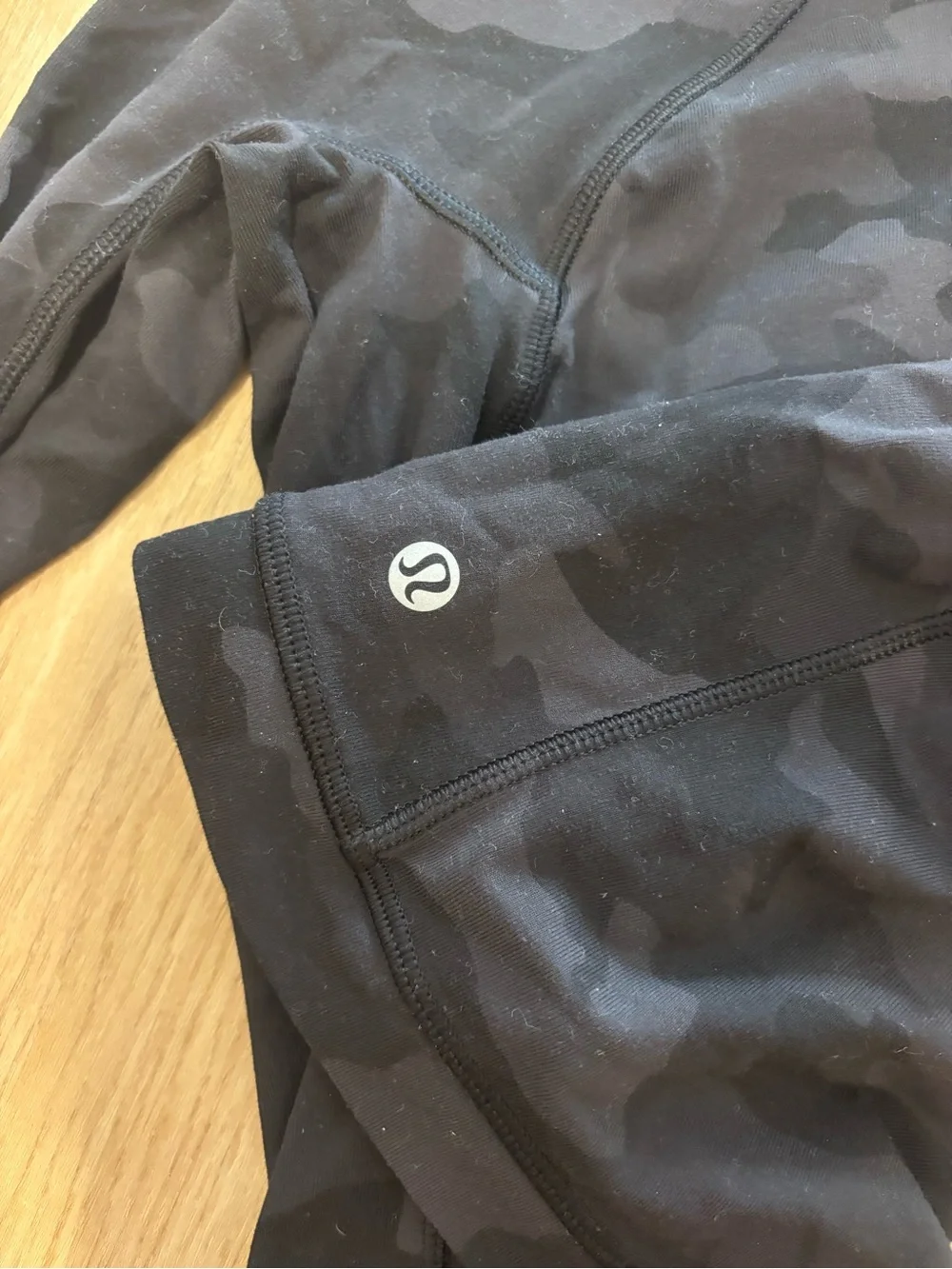 Lululemon black cropped define jacket quarter zip